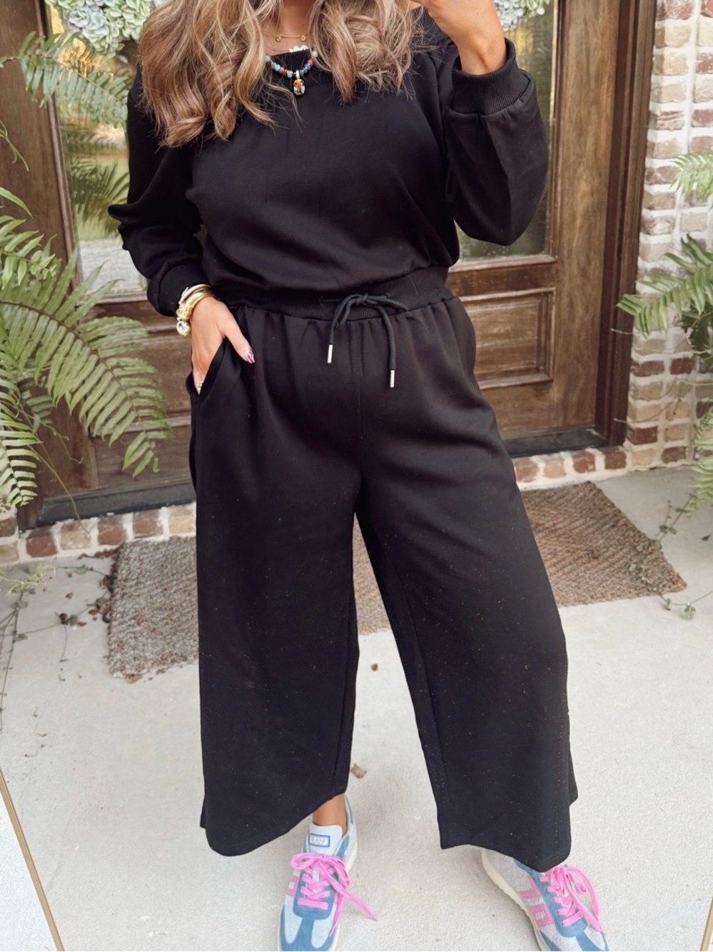 Casual Women's Wide-Leg Drawstring Pants in Black